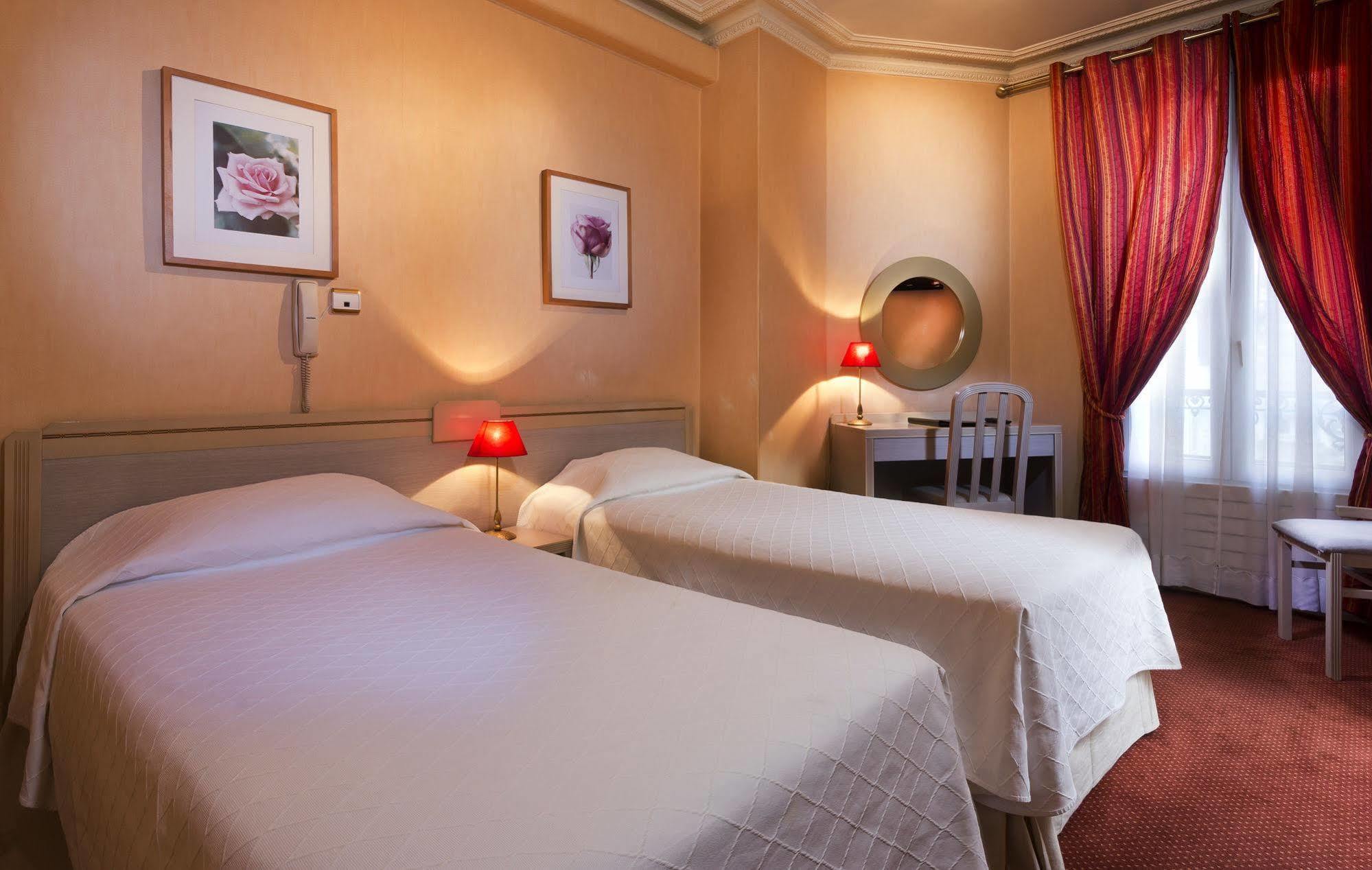 Hotel Donjon Венсен Экстерьер фото